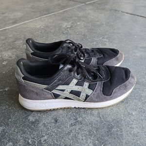 Asics Black and Gray Men's Shoes